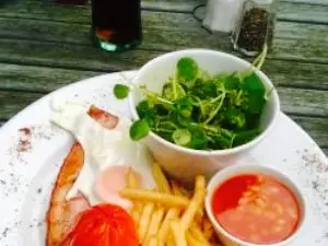 Toll House Inn