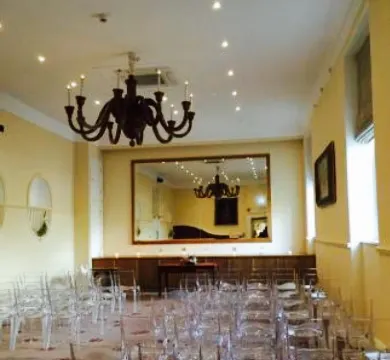 Carriage House Restaurant