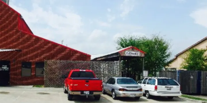 Stan's Lakeview Draft House