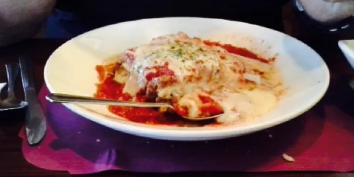 Bratskellar Pizza Pub