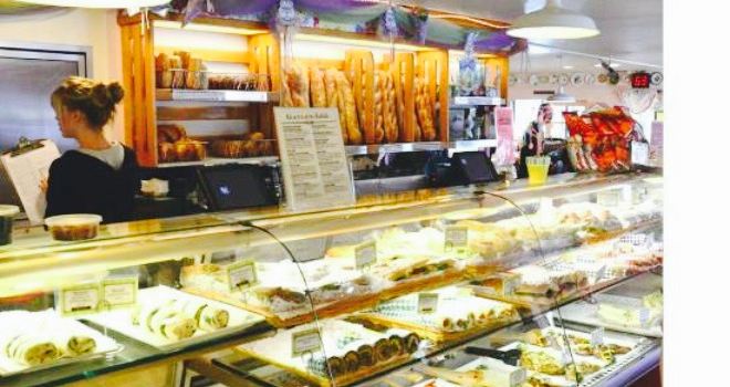 Gayle's Bakery & Rosticceria