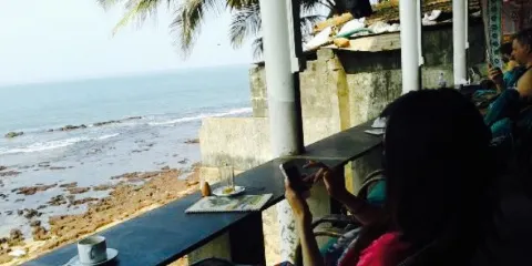 Moon Star Beer Bar & Restaurant