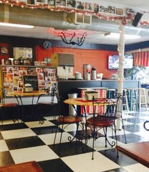Cafe At Maidens