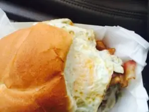 Holly's Deli