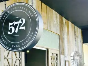 572 Café & Cocktail Bar