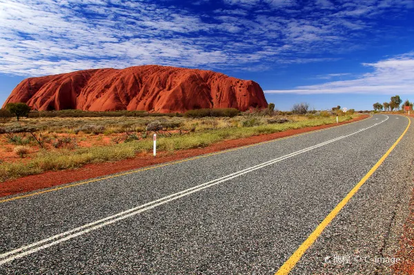 Flights from Sydney to Alice Springs