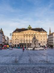 Cabbage Market Square