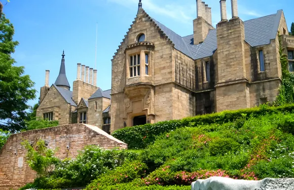 大理石村鎖心城堡門票小童