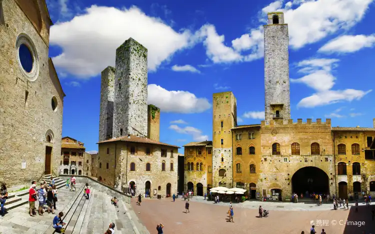 Hotels near Piazza del Duomo