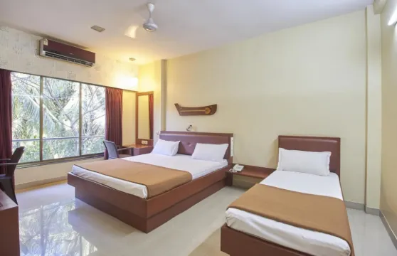 OYO 15532 科納爾克住宅酒店