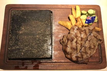 Yueliyijing Western Restaurant (dashanghaicheng)