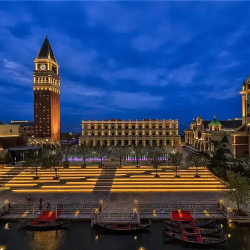 Top 50 Night Attractions in Dalian