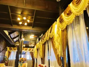 Devaree Boutique