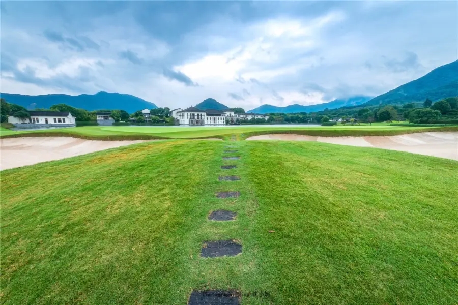 Fuchun Resort Golf Course