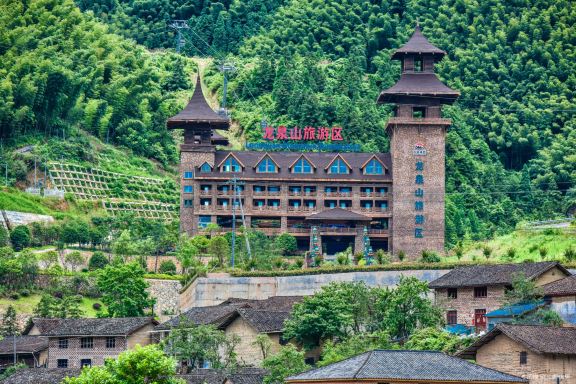 Longquan Mountain Tourist Area
