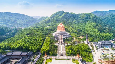 溪口-滕頭旅遊景區 attraction in 寧波