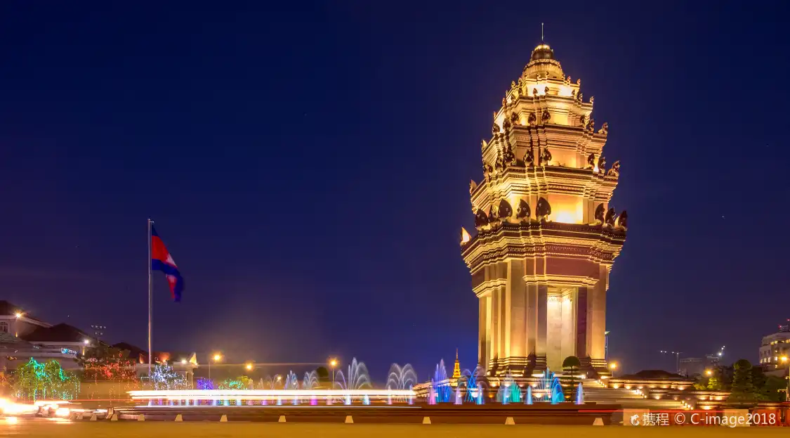 Hotels near Independence Monument