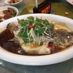 Mayflower Seafood Market User Photo
