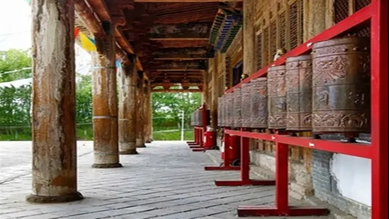 성우 사원