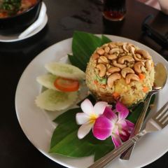 Tony's Place 여행 사진