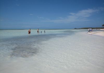 Bolongo Bay Beach