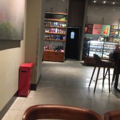 XING BA KE NA TONG XING GUANG YAO DIAN User Photo