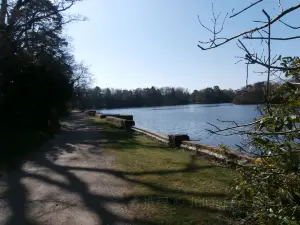 Lake Minnewashta Regional Park