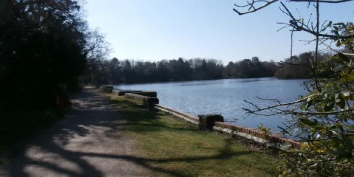 Lake Minnewashta Regional Park
