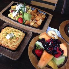 The Tractor Room User Photo