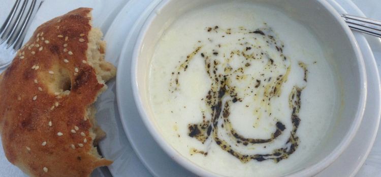 Asmali Konak Etliekmek ve Pide Salonu