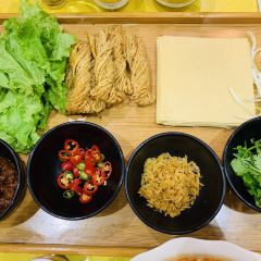 Zhendingzhengzonghaojiapaigu (yanzhaonandajie) User Photo
