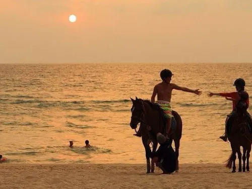 Sunshine and Beaches, Sunbathing at 8 Beaches in Phuket