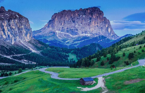 意大利威尼斯來回 – 多洛米蒂山脈 + 奧運小鎮 – 中文包車一日遊