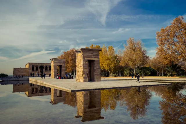 10 Must-See Spots in Madrid