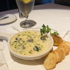 Truluck's Ocean's Finest Seafood and Crab User Photo