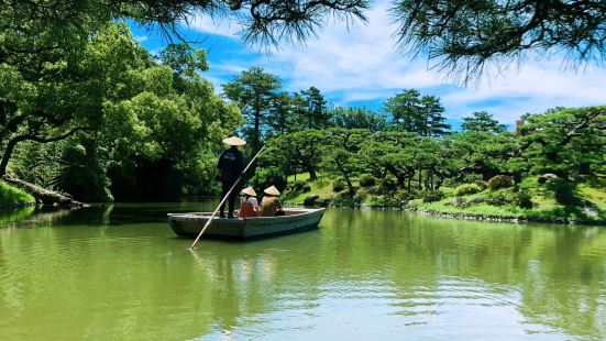 japan in a park. clean, quiet,