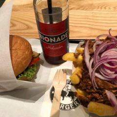 Ruff's Burger User Photo