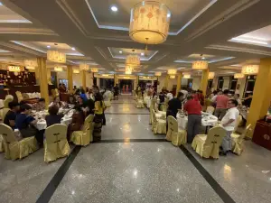 Furama Seafood Restaurant