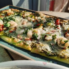 Blue Canoe Waterfront Restaurant 여행 사진