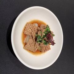 逸品淮扬(白玉兰广场店) User Photo