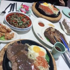 悦牛爱刻牛排餐厅(六街店) User Photo