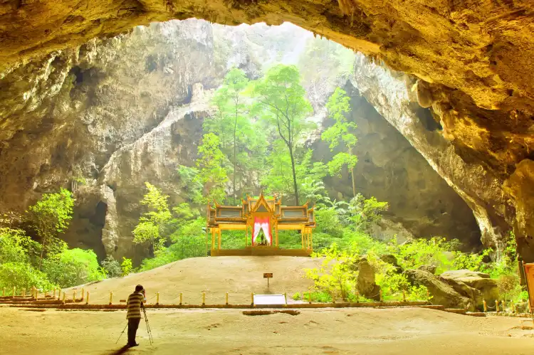 Sam Roi Yot District