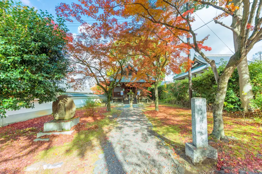 Shin-Hase-dera Temple