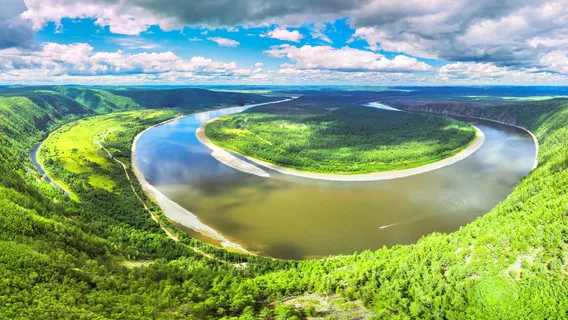 The First Bay of Longjiang