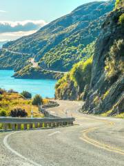 Glenorchy-Queenstown Road