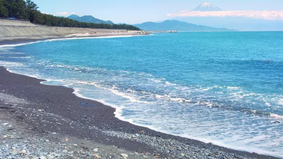 Yumigahama Beach