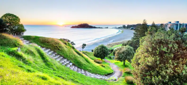 Hotels near Tauranga Airport