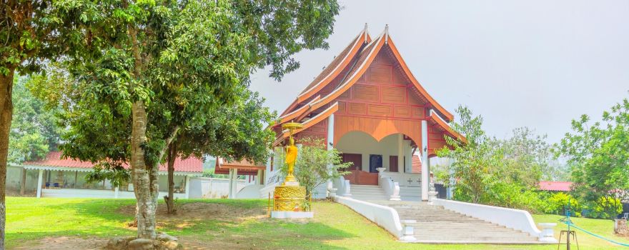 Wat Nam Hu