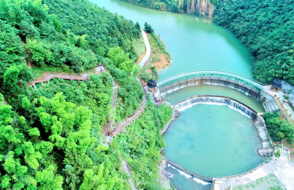 柃蜜小鎮·白崖山景區一票通成人