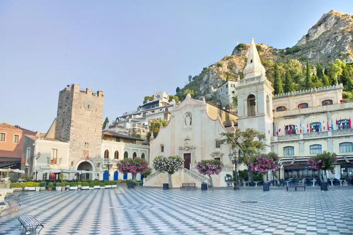 Hotels near Piazza IX Aprile